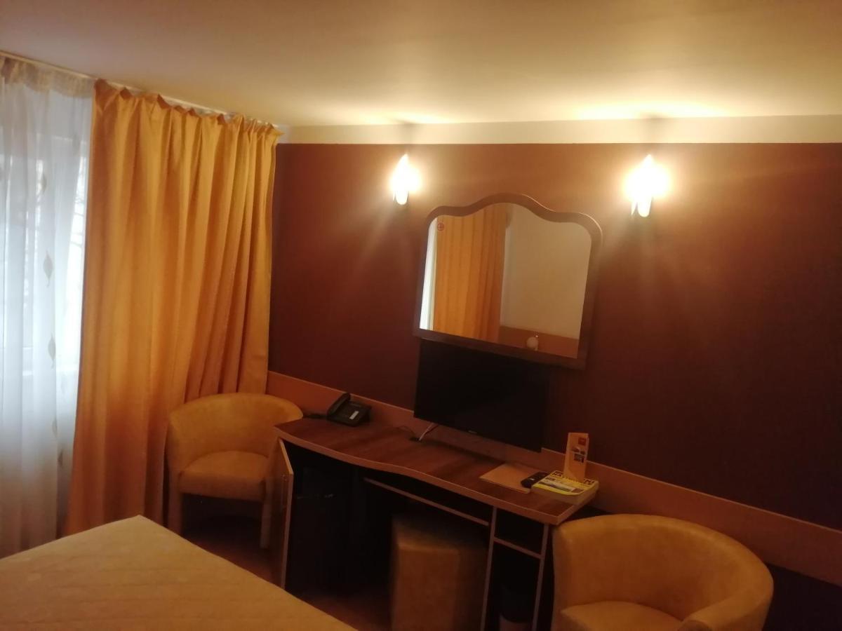 Hotel Sud Giurgiu Exteriör bild