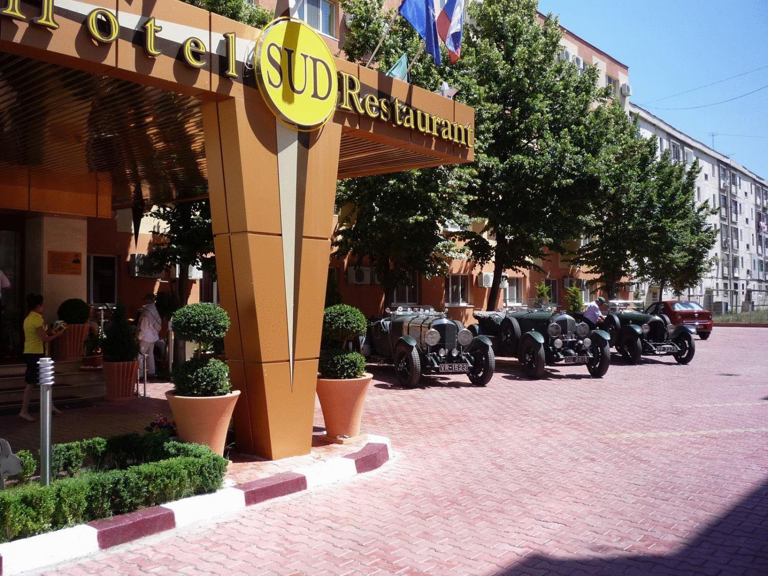 Hotel Sud Giurgiu Exteriör bild