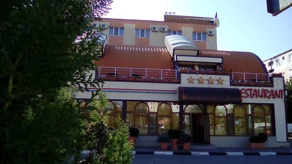 Hotel Sud Giurgiu Exteriör bild