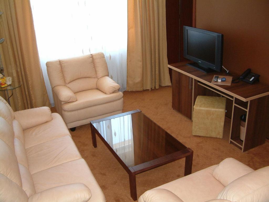 Hotel Sud Giurgiu Exteriör bild