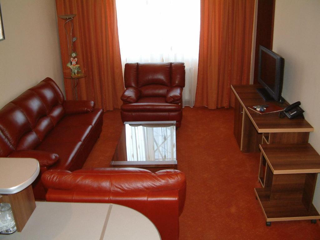 Hotel Sud Giurgiu Exteriör bild